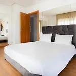 Design Apartment Champs-Elysees