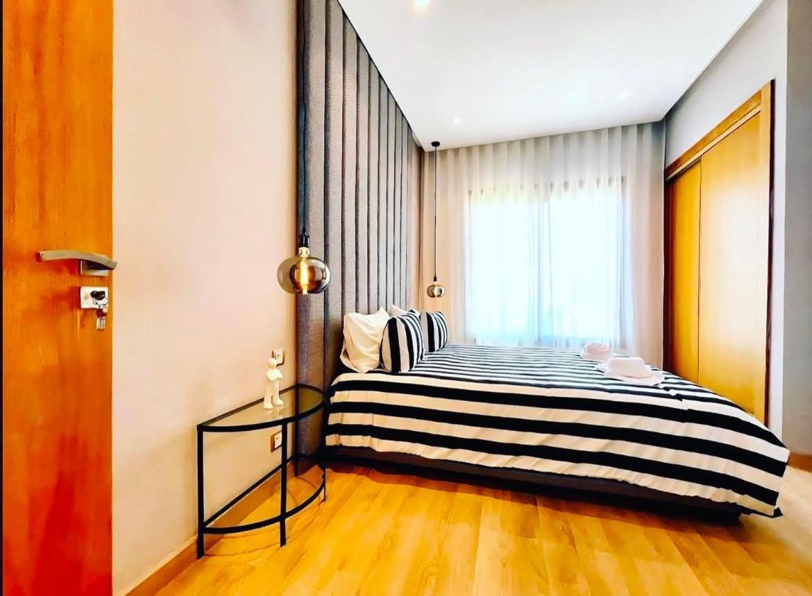 Appartement Design Champs-elysees